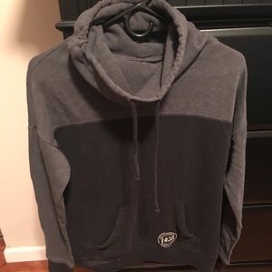 HOLLISTER Funnel Neck Sweat Shirt